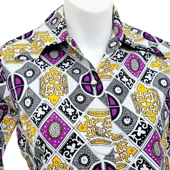 2/$20 Y2K White & Purple Buttons Down Shirt Top Size: M - Picture 2 of 10